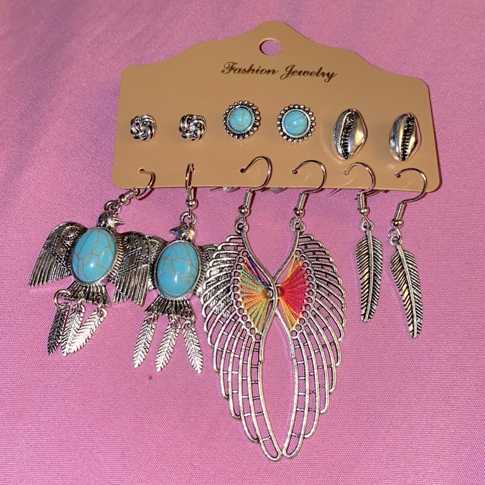 Bohemian dangle earring set NWT